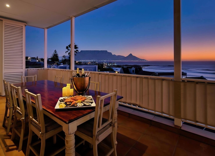 6 Bedroom Property for Sale in Bloubergstrand Western Cape